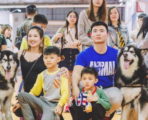 小便宜|长大后最容易吃亏的,往往是这4种孩子,现在改还不晚!