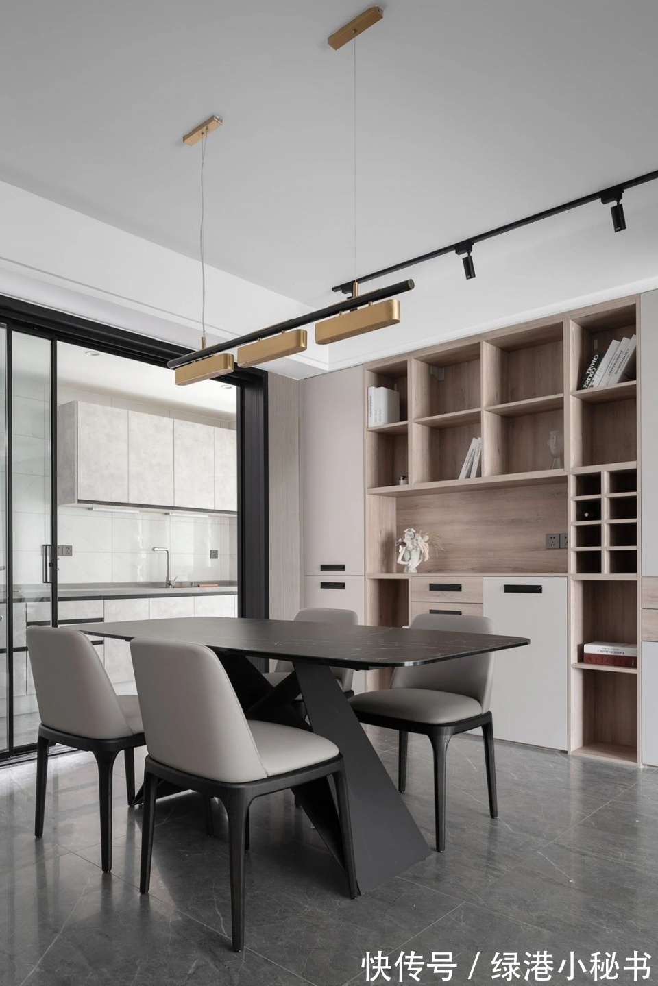 现代风|装修案例欣赏:质感设计必须学起来,十年都不过时!