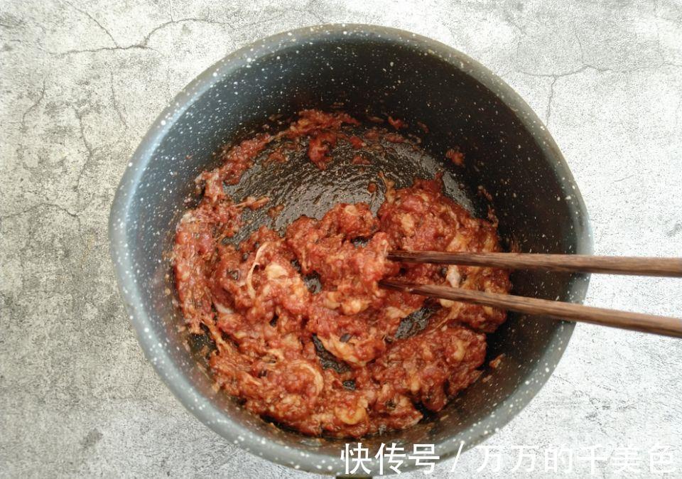 豆豉|家常酸菜猪肉饺子，东北人都喜欢吃，好吃到停不下来
