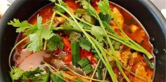 老公|婆婆进城来看老公,我特意做一桌菜招待,饭后她打开冰箱不想走了