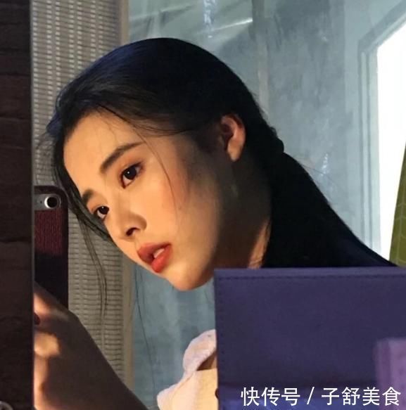 笑起来超甜的女生,嘴唇才会具备这3点特征,全中是出了名的女神