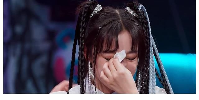 吴宣仪|《爆裂舞台》:嘴上说收陈卓璇为徒的韩红,实际上力保的是单依纯