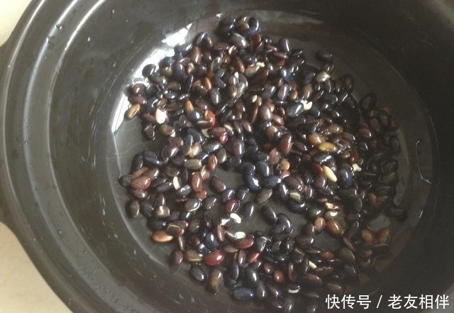 女人气血不足,一定要多吃这菜,调补养颜增强免疫力,好吃又简单