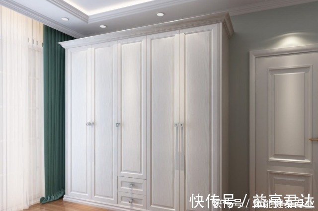 接板|颗粒板、生态板、密度板、实木板,哪种板材做衣柜好别再被坑了!