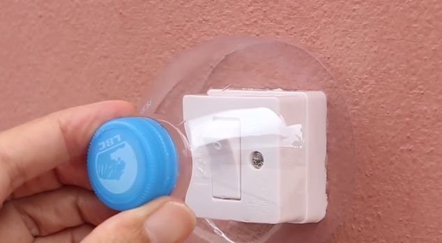 窗帘|她把塑料瓶放在窗帘上,解决了千万人的烦恼。。。