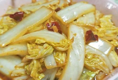 冬天就馋这道菜,三两下炒一锅,上桌吃个精光,我家隔天吃一次