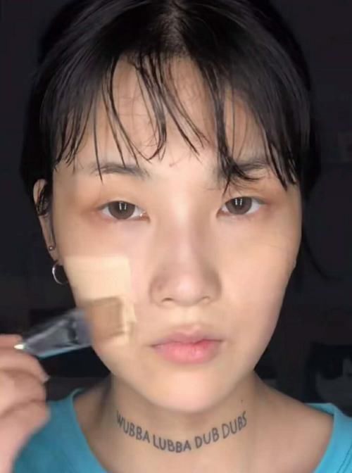 姐姐|姐姐粉仿妆Yamy,开始相似度绝了,看到最后果然不负众望