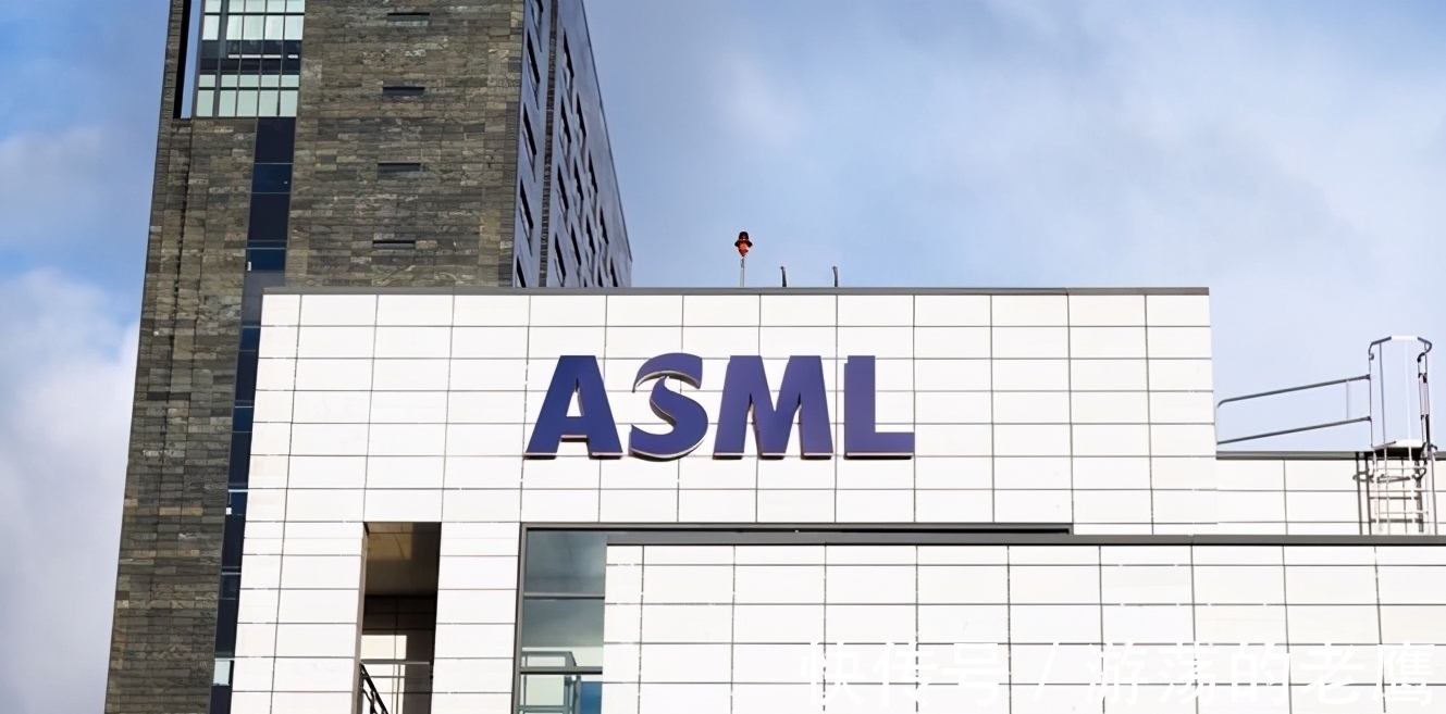 英特尔|荷兰ASML做出两大行动,预示着一个时代的结束