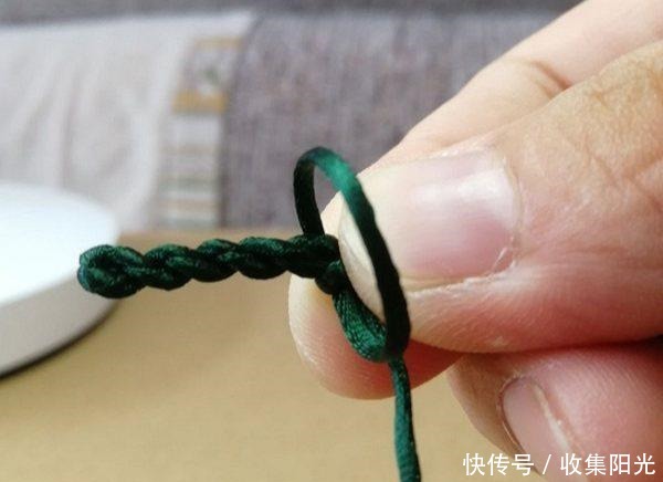 漂亮|3朵漂亮的桃花结手链,非常适合女生佩戴,清新又好看!附编法!