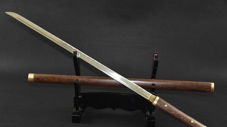 中原|古代西北民族喜欢弯刀,而中原惯用直刀,可不仅仅是因为审美不同