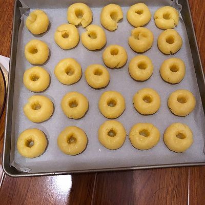 蛋黄水|流心奶黄月饼