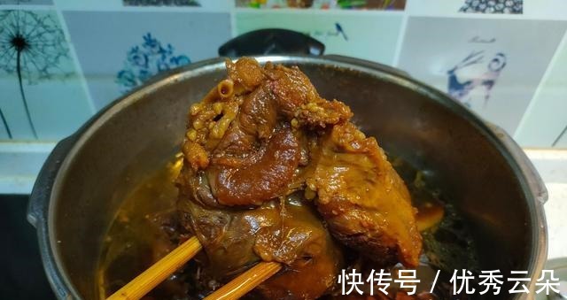 秋天|秋天少吃油腻的肉多吃它,一次卤一锅鲜香四溢,馋了就来两块!