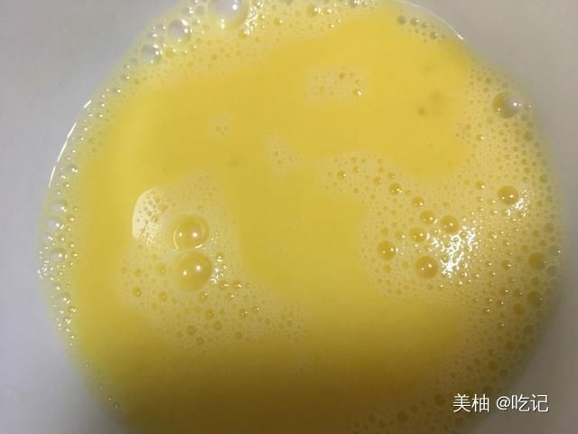 蛋糕样子可爱,口感松弛,蜜豆蛋糕营养丰富