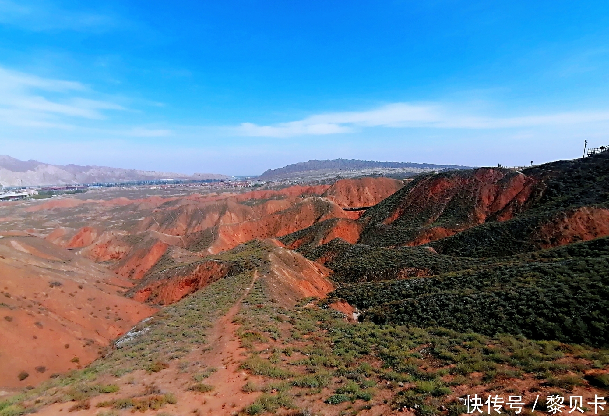 你观赏过七彩丹霞地貌吗？涓涓隽语七律诗和图片带你睹其风采