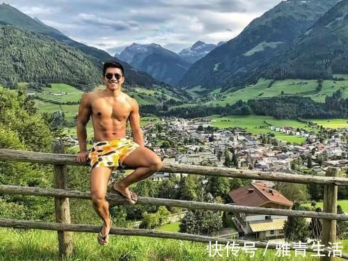 人鱼|肌肉型男的人鱼线立体且性感,行走天地间就是靠着努力雕琢的自信