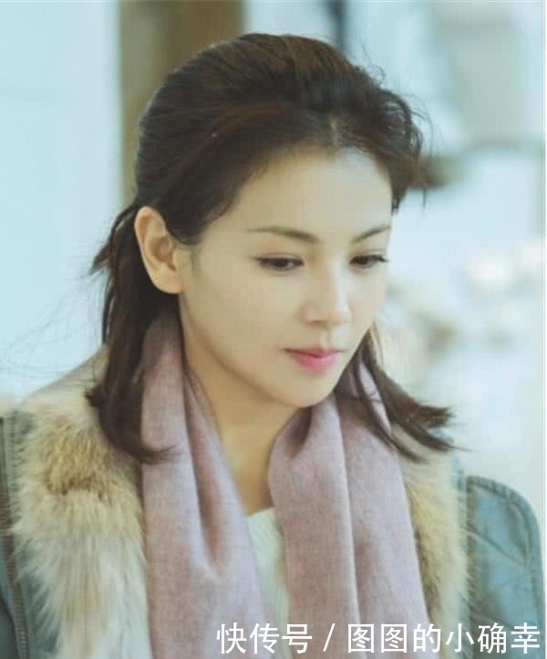 锁骨|三四十岁的女人,如果你是黑色头发,建议这3款发型,减龄有气质