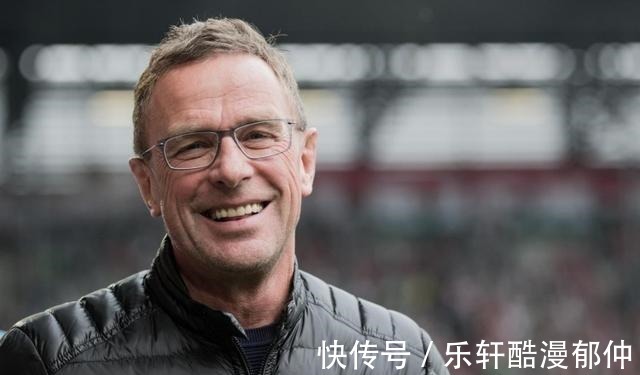 C罗|朗尼克欲打造高位逼抢战术,实施战术的唯一障碍,是C罗的存在