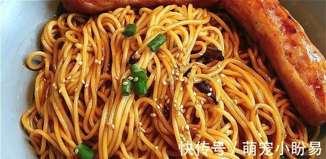 香菇丁|分享面条的十种做法,总有一种是你喜欢吃的!