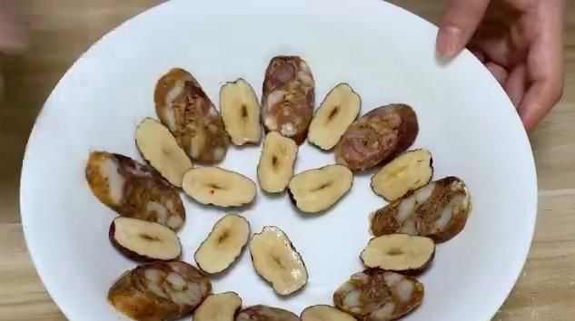 好吃又简单的糯米饭,腊肠香菇糯米饭!