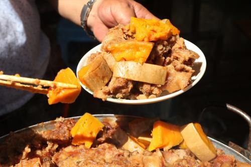 窍门|做粉蒸肉，不要直接蒸，老师傅分享2个窍门，酥烂入味不夹生