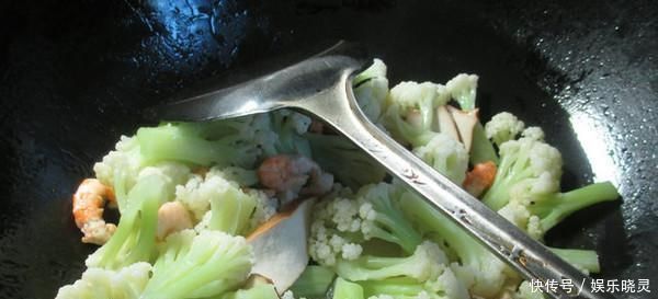 它补钙能力一流,钙含量与牛奶媲美,隔三差五给孩子吃,能长高个