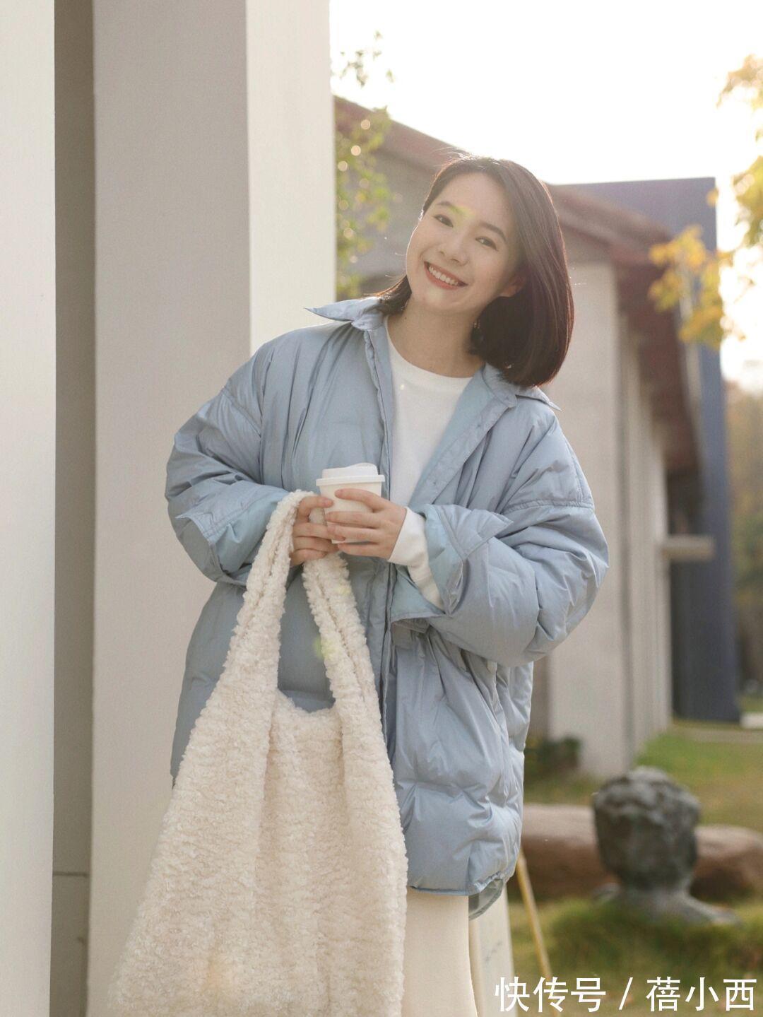 搭配|冬季穿衣无需复杂,用“羽绒服”打造好气质,保暖与时尚都有了