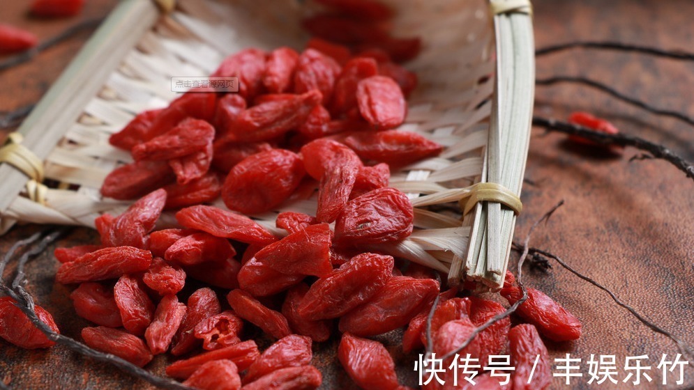 泡水|枸杞泡水，切记这两点，否则营养就浪费了，一点作用都没有！