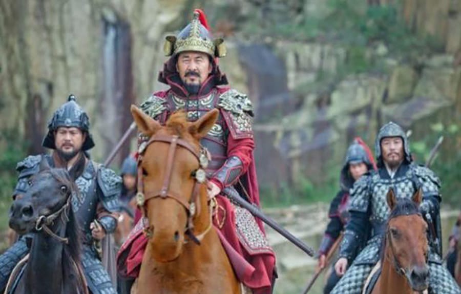 有人|杯酒释兵权是奇招，但总得有人带兵，赵匡胤把兵权交给谁了？