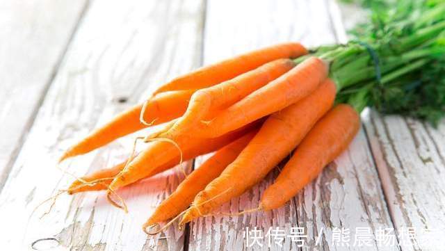 打激素|买胡萝卜挑粗的还是细的菜农学会这3招，保准买不到打激素的