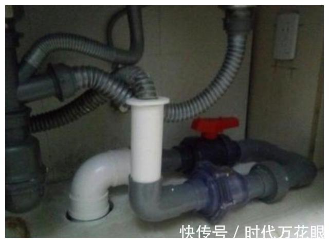 橱柜|橱柜定制的5大误区，别等到装完再后悔，细节占据重要地位