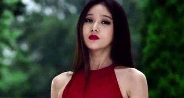 俗语“色字头上一把刀”,下半句揭露人性,可惜十人九不知