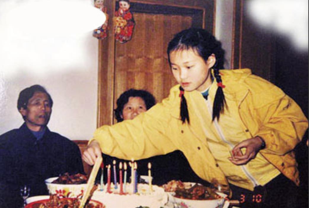 超级女声|一个被群嘲的选秀冠军，却偷偷摸摸火了16年