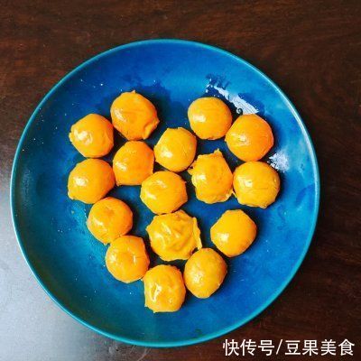 蛋黄酥|灿如金牌の蛋黄酥 酥到掉渣