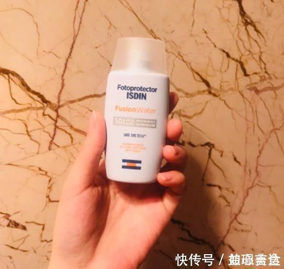 战斗机|不仅能防晒,而且还美白!这几款防晒,简直是平价中的战斗机!