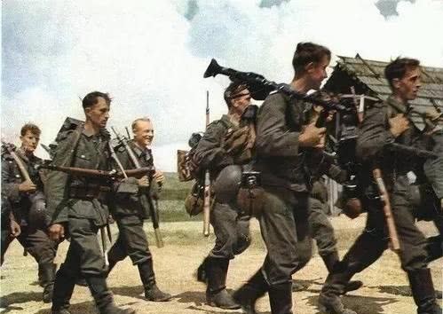 德国|二战德国党卫军装甲部队和国防军装甲部队的不同,谁更强悍一些?