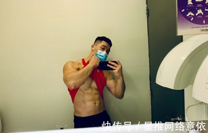 安全杠|麒麟臂堪比普通人大腿,人鱼线清晰可见,满身肌肉壮如牛!