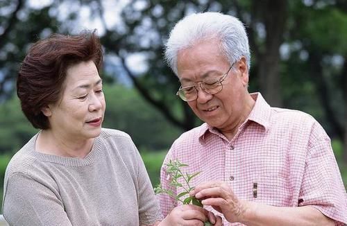 好习惯|过了60岁后,若能坚持3个好习惯,或许活到80岁“不成问题”