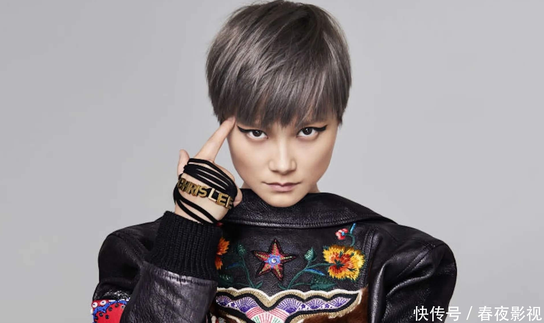 pd 两大选秀top,一个鸡你太美一个春哥,蔡徐坤和李宇春的相似之处