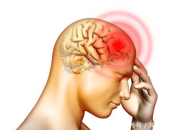 大脑供血不足|有脑供血不足的,坚持吃3物,恢复血管弹性,远离脑梗