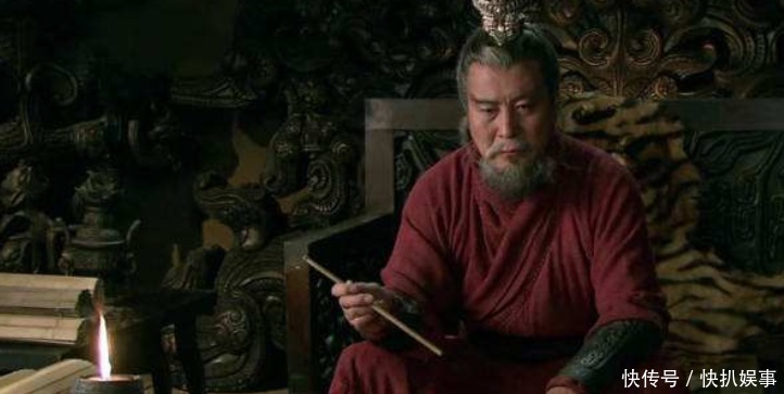 末年|东汉末年最强军阀,出身名门望族,最后却让曹操给收拾了