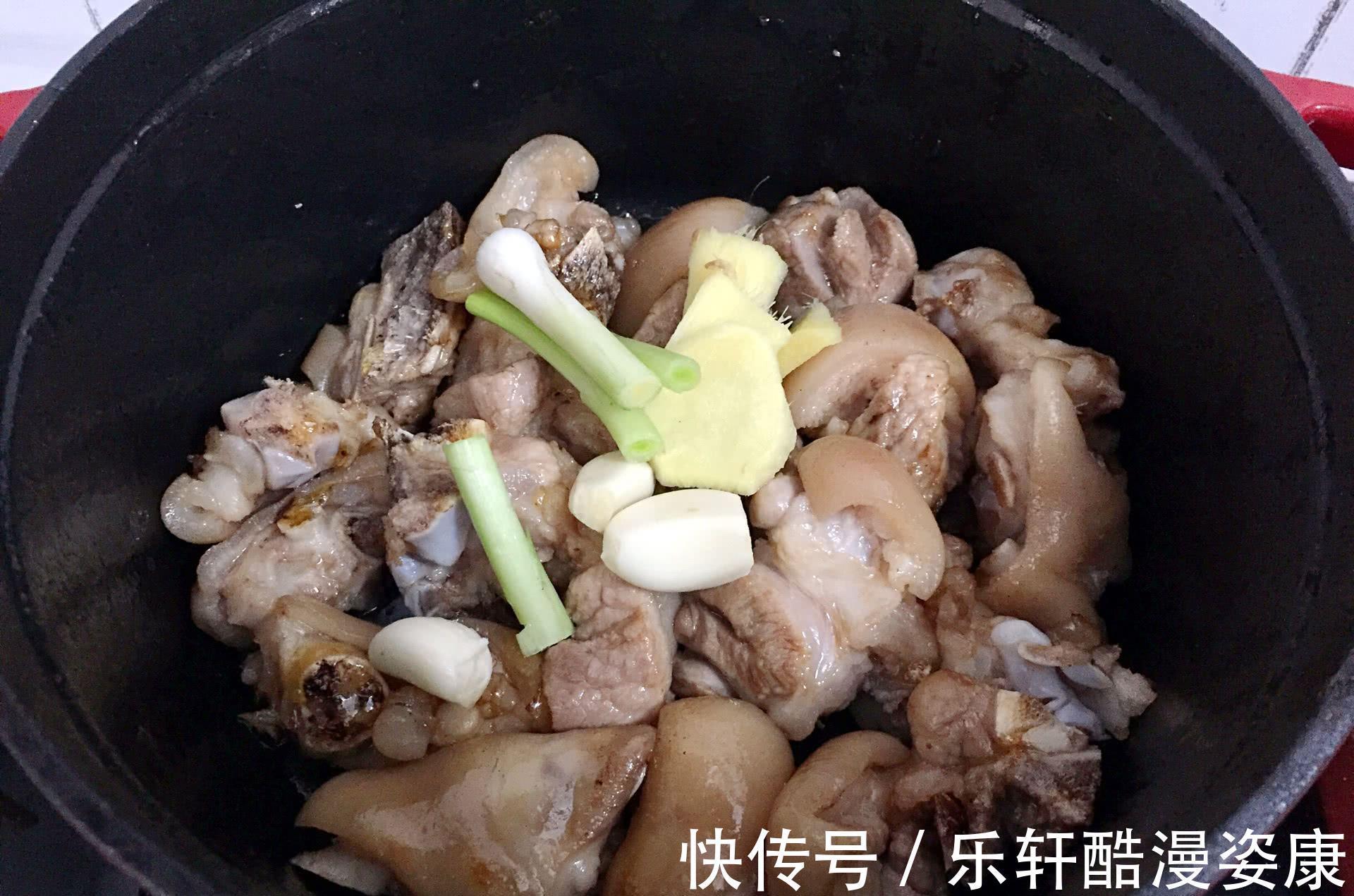 红烧猪蹄这样做，肥而不腻Q弹软糯，色香味俱全