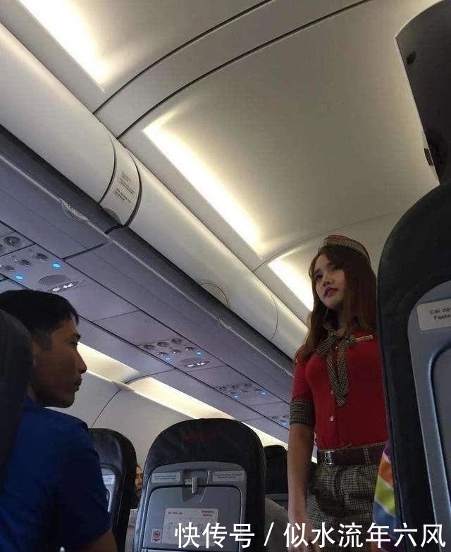  爆笑段子：那不喝饮料了。给我再拿点牛肉羊肉和啤酒！我在吃会！