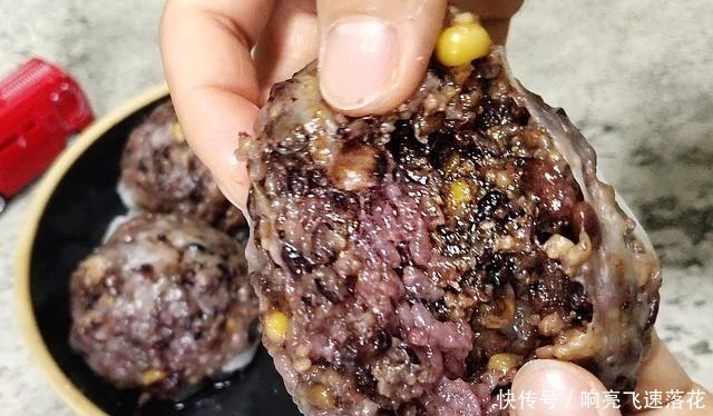 比黄磊老师做法还简单的东北粘豆包,1不和面2不放糖,软糯香甜!