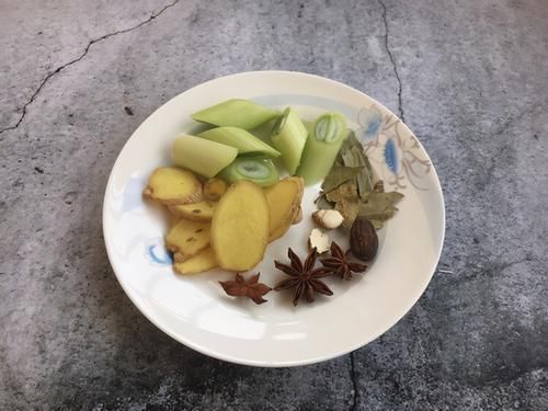  这道菜，北方餐桌上都有，学会了给家人露一手