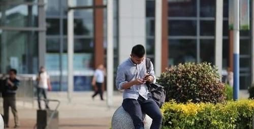 学生|家长好奇孩子大学生活费都花哪了？其实多数学生都在这3件事上了