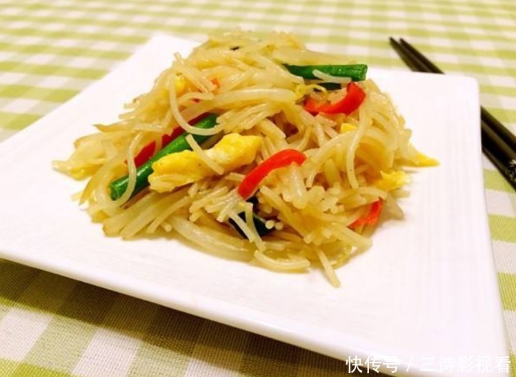  孩子|夏天孩子就馋它，色泽金黄，营养美味，学会5分钟就能上桌