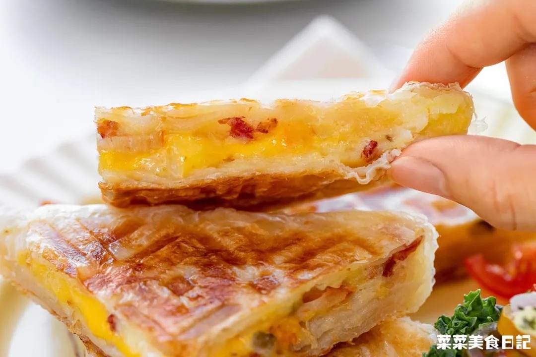 培根|懒人最爱!1块钱的手抓饼,换个做法秒变M记早餐!