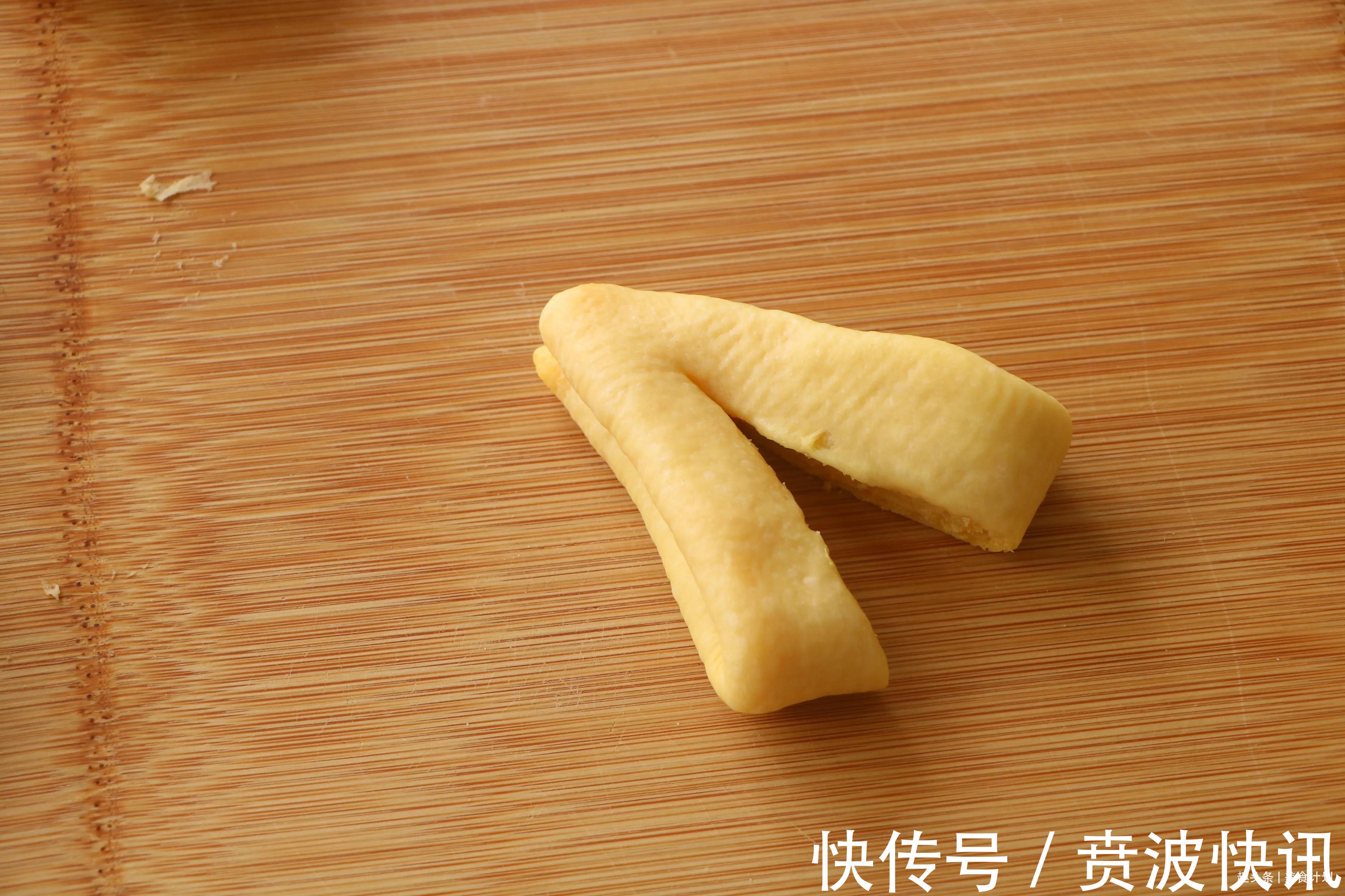 孩子|让你完全没有抵抗力的早餐，孩子一口气吃2个，又香又软百吃不腻