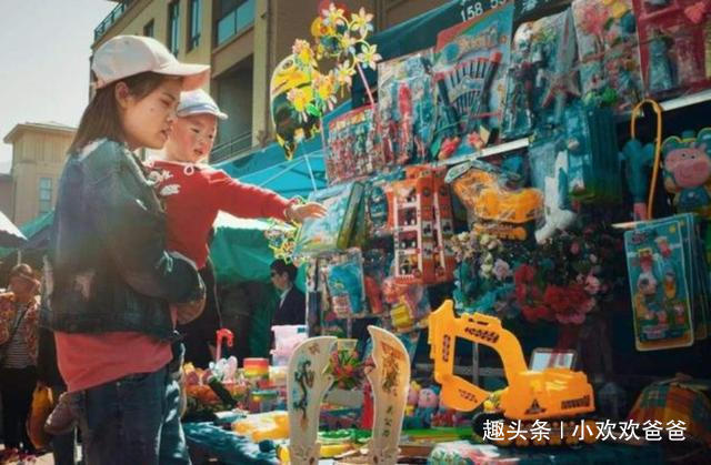 张老汉|70岁老人被送进养老院,含泪诉说老了才懂,生男生女真不一样