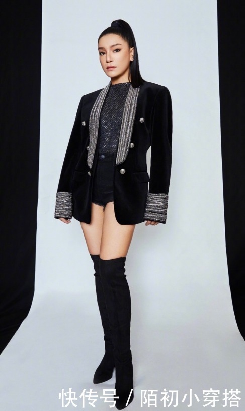 微胖|32岁江映蓉还想红?嘻哈风秀凹凸身姿,微胖的女生也好美